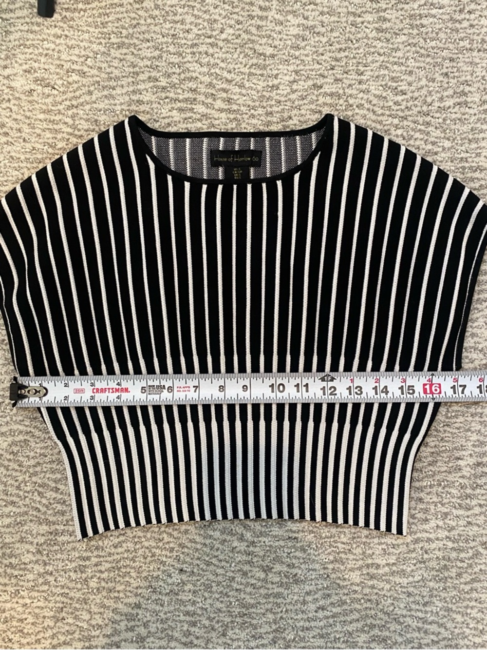 House of Harlow 1960 Black & White Stripe Crop Top Size Small Stretch - Picture 6 of 7